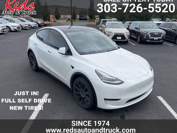 TESLA MODEL Y 2020 5YJYGDEE6LF052524 image